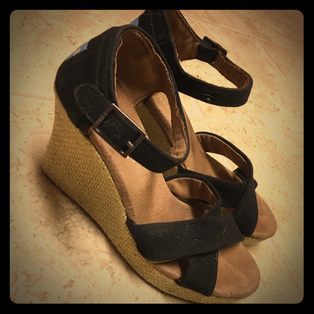 Toms Wedges