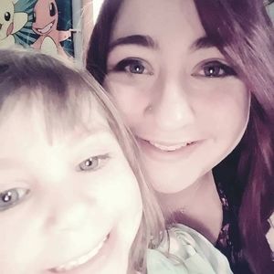 Meet your Posher, Cassandra