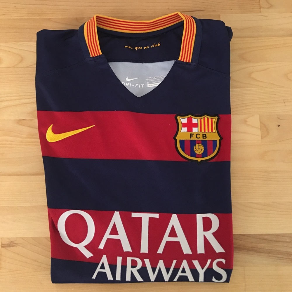 Nike UNICEF Messi soccer Jersey size M
