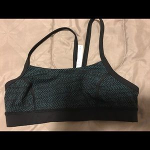 Lululemon sports bra size 8