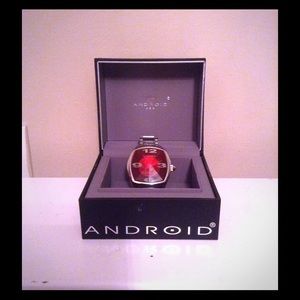 Android Automatic Grand Prism Tonneau EditionWatch