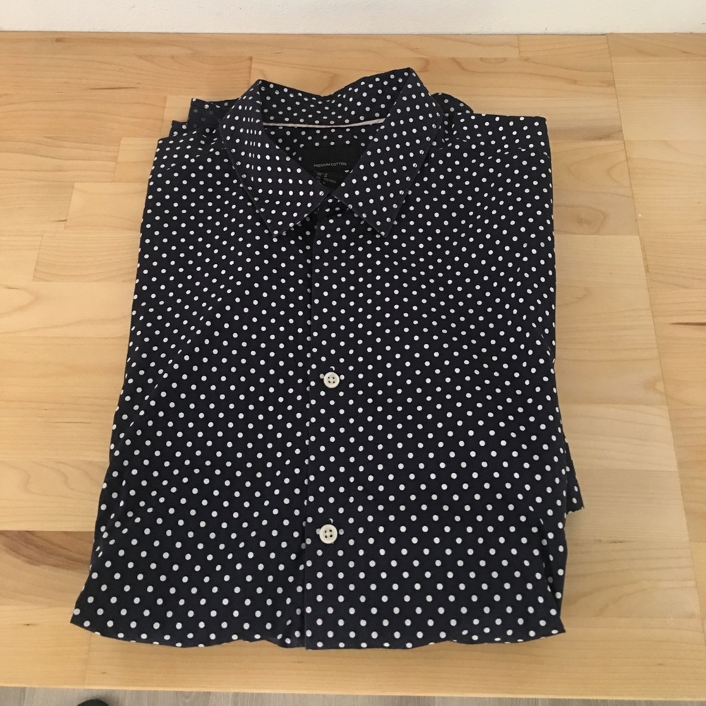 H&M men's short sleeve shirt size M