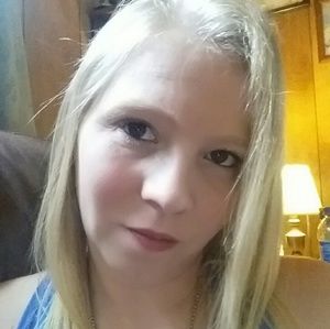 Meet your Posher, Felicia