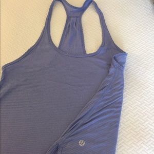 LULULEMON 105 F SINGLET SIZE 4