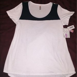 BNWT LulaRoe Classic Medium T