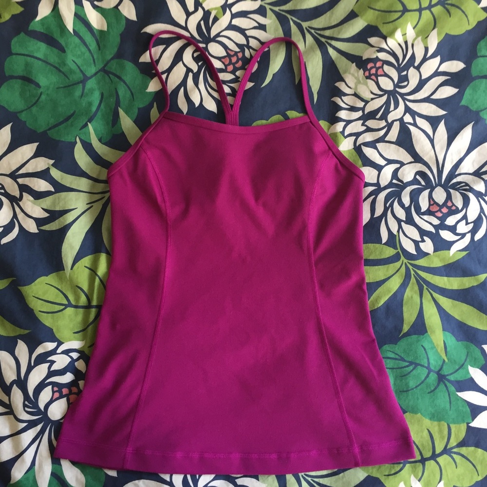UnderArmour Racerback Tank With Built In Bra