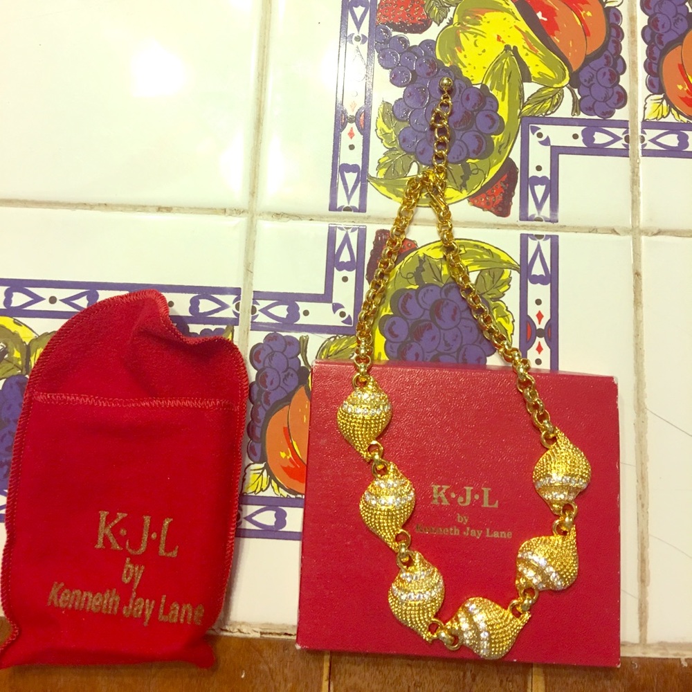 Gold necklace