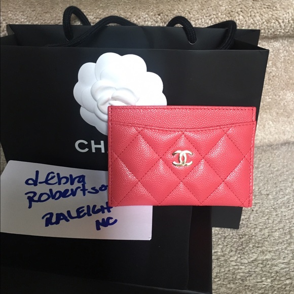 100% Authentic 17C Chanel Caviar Card Holder Case - Picture 1 of 8