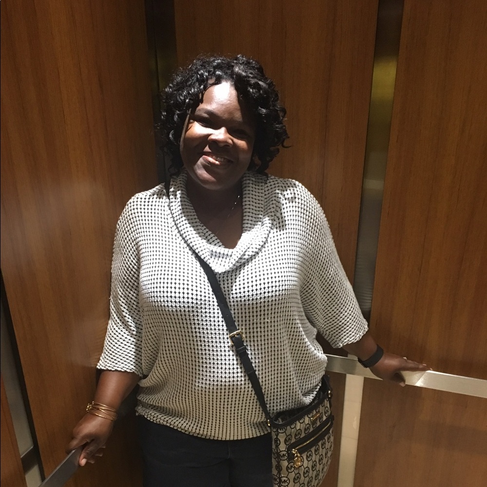 Meet your Posher, Rhonda