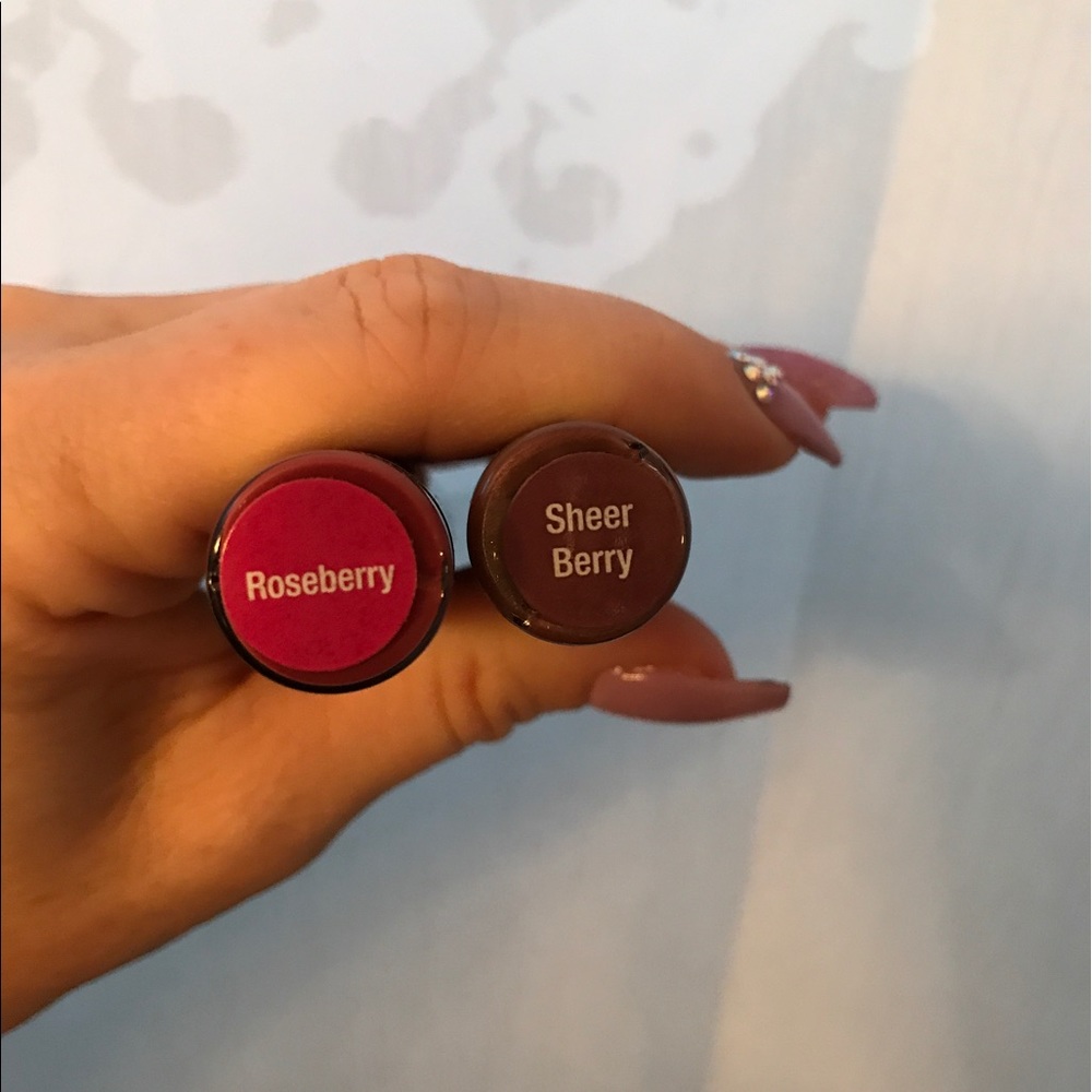Lipscense