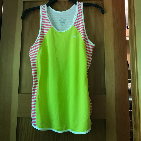 Nike Dri-Fit running tank - Picture 1 of 2
