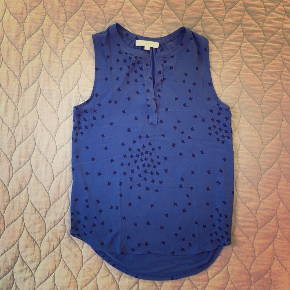 Loft Mixed Media Split Neck Shell - Like New - S