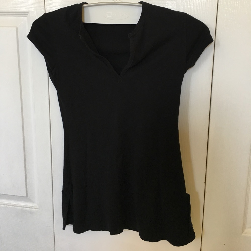 Black BCBG Max Azaria tunic top, xs