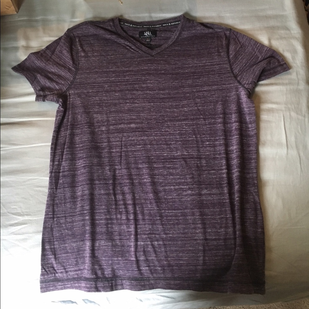 Size L t-shirt