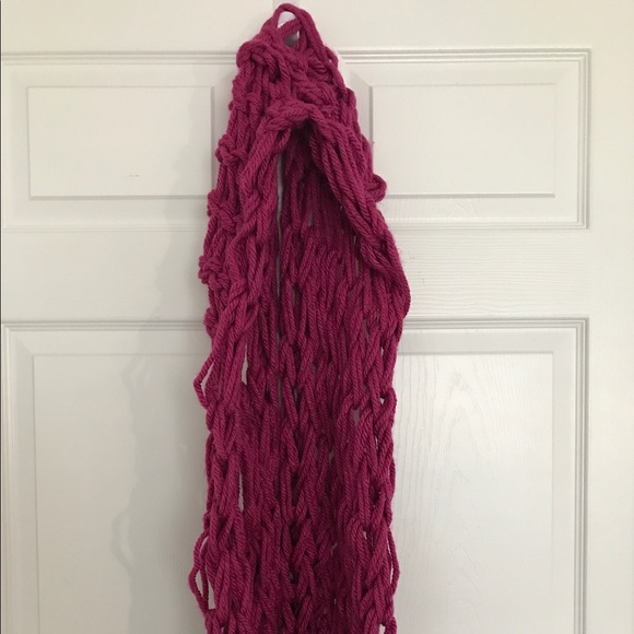 Arm-Knitted Infinity Scarf - Picture 3 of 3