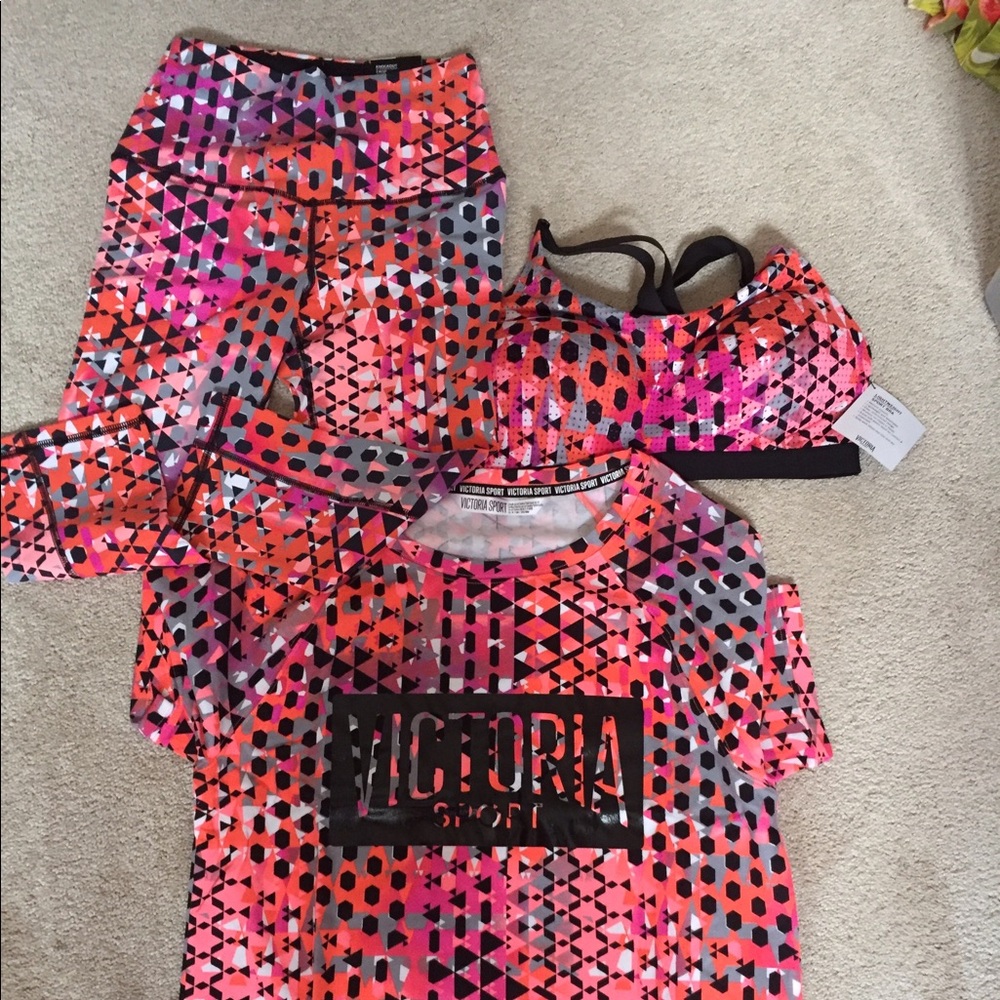 VS CAPRI LEGGINGS KNOCKOUT BRA SHORT SLEEVE SWEATSHIRT RARE SET VINTAGE
