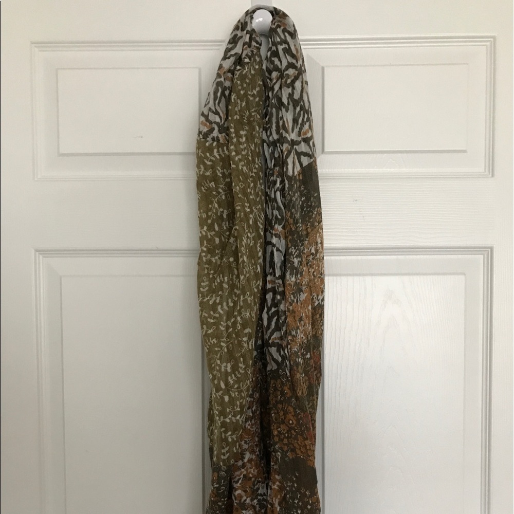 Infinity Scarf - Picture 3 of 5