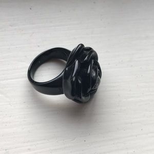 Black rose ring