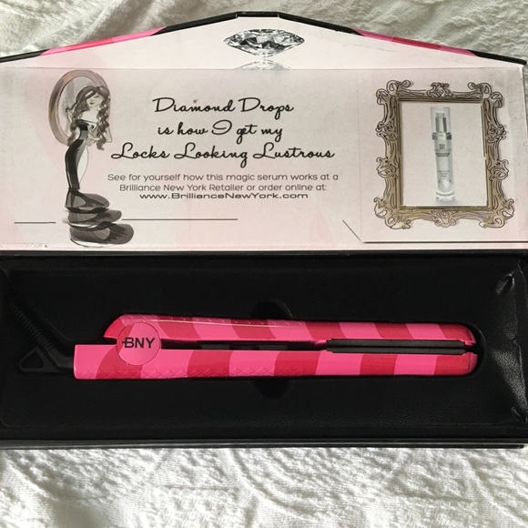 New Hair Straightener, Flat Iron, Ceramic - Picture 1 of 4