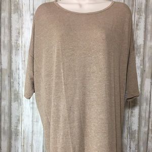 LuLaRoe Irma Tunic