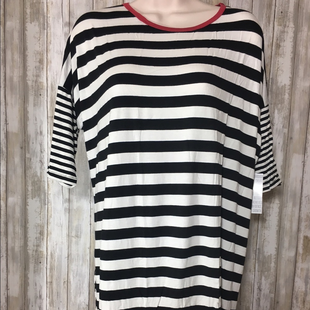 LuLaRoe Irma Tunic