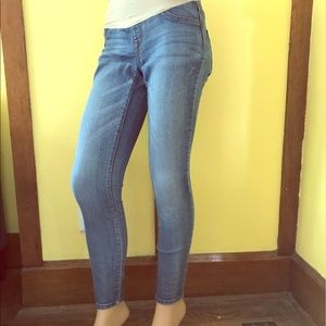 XS maternity skinny jeans 🤰🏼👖