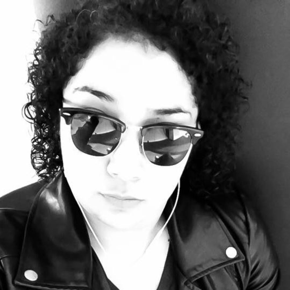 Meet your Posher, Maria