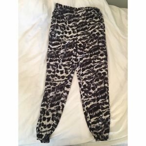 Printed silk pants
