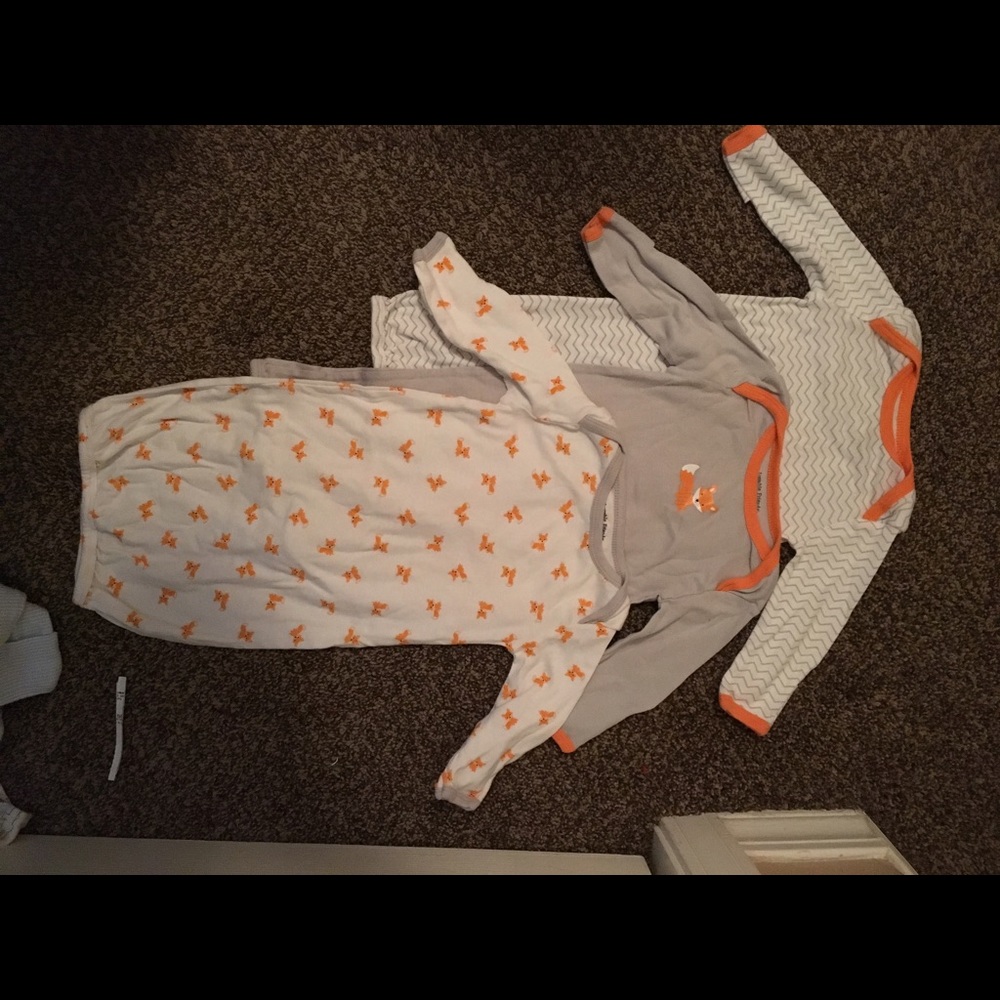 Luvable friends infant sleep gown