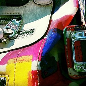 Tyler Rodan Bags - Colorful Tyler Rodan Purse Tyler Rodan Bags - Colorful Tyler Rodan Purse
