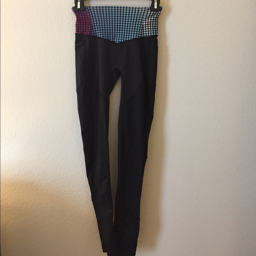 LULULEMON ALL THE RIGHT PLACES TOGHT SIZE 2