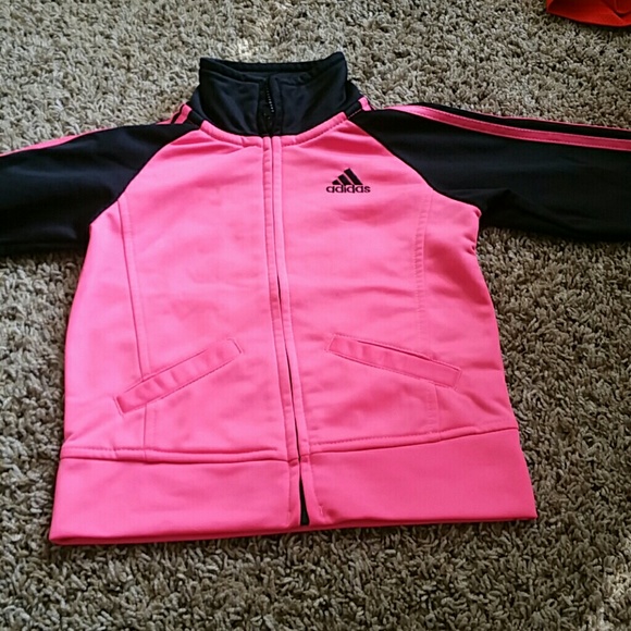 24 Months little girls sports outfit - Picture 2 of 4