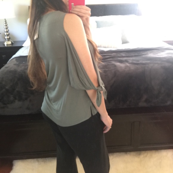 SOLD OUT Bamboo CargoGreen Top - Picture 8 of 8