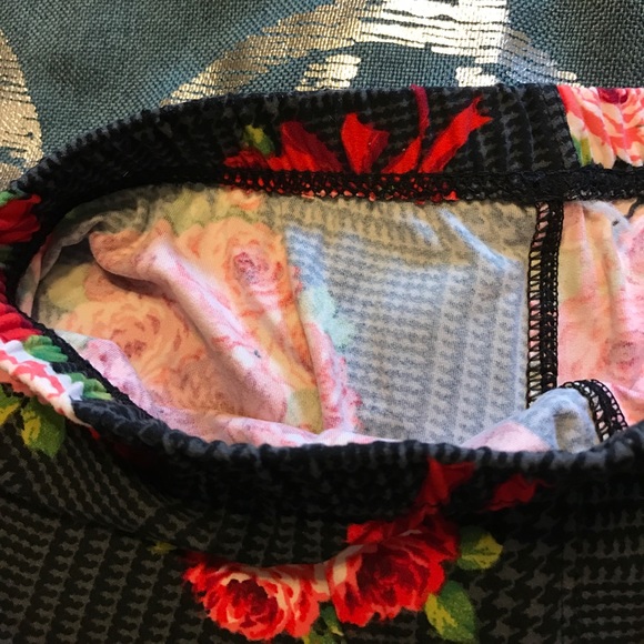 Super soft Infinity Raine leggings one size (2-12) - Picture 6 of 7