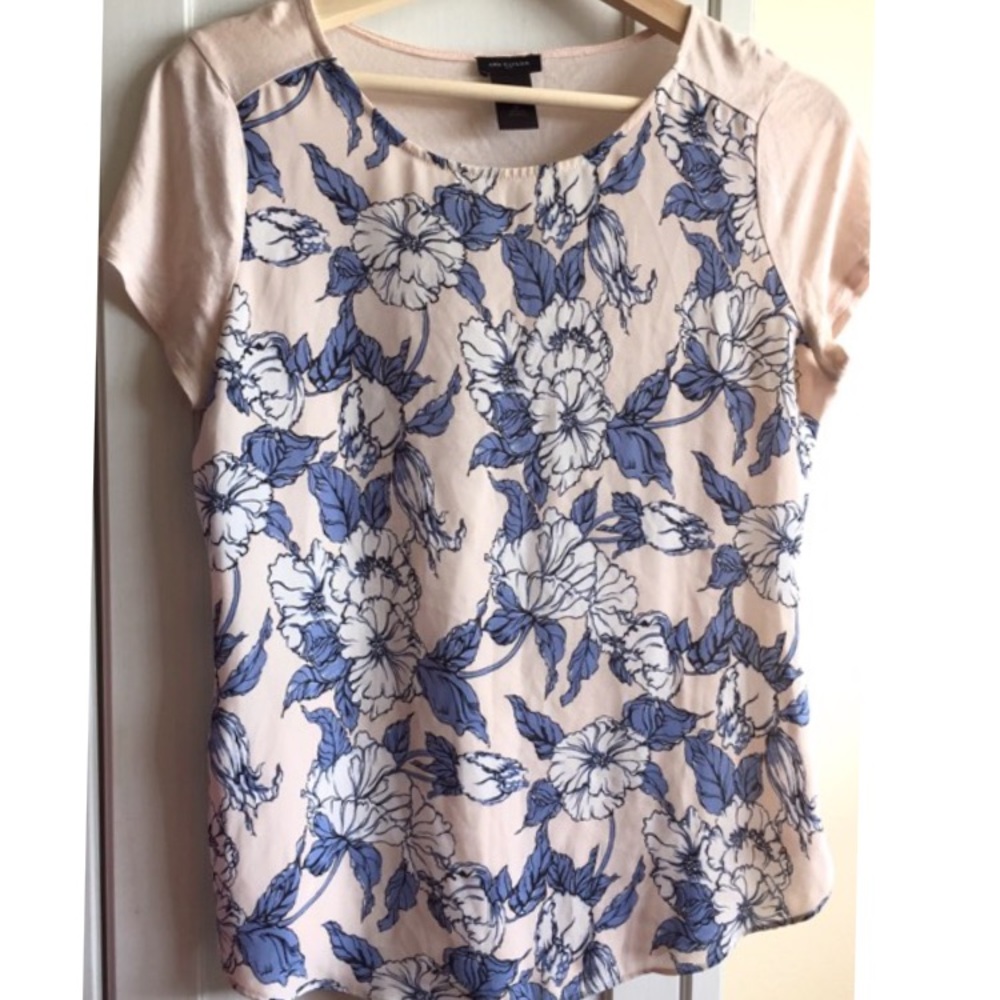 Ann Taylor Floral Top - Picture 1 of 7