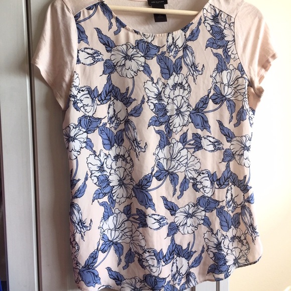 Ann Taylor Floral Top - Picture 4 of 7
