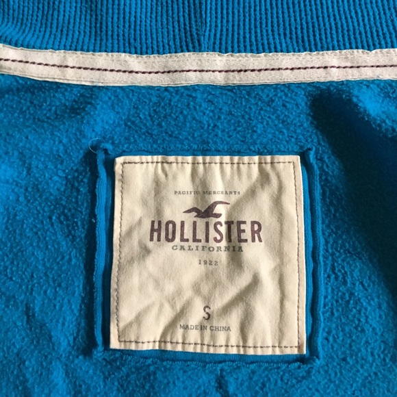 Hollister Zip Up Sweatshirt size small! - Picture 4 of 4