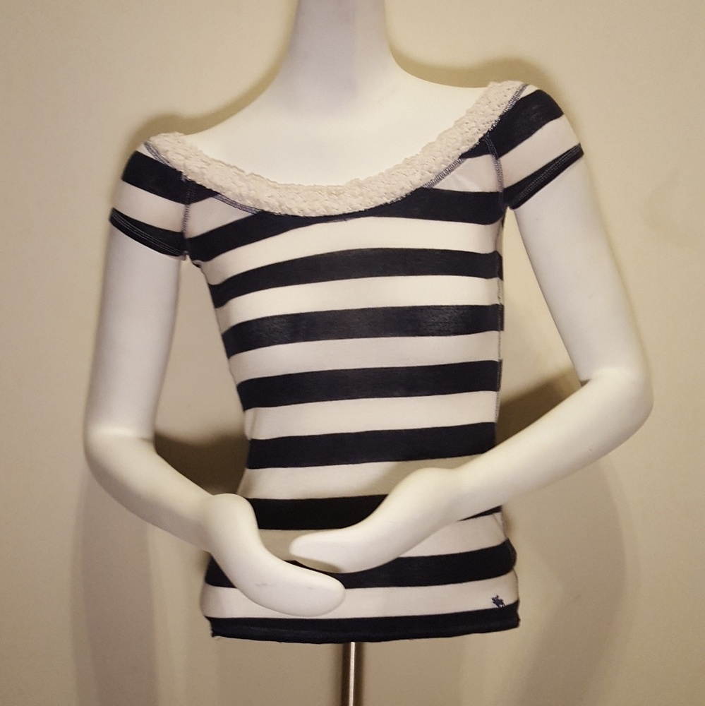 Abercrombie & Fitch Striped Short Sleeve