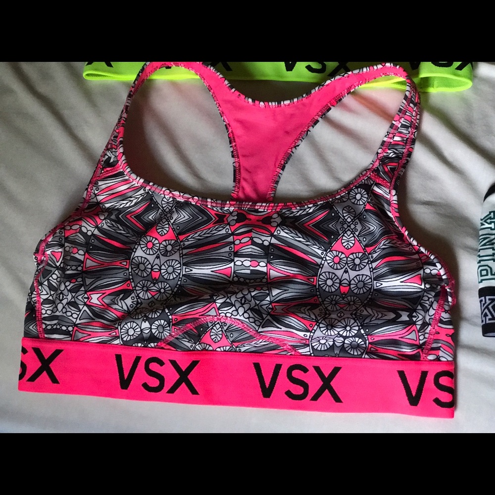 Sports bra