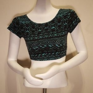 Nollie Teal & Black Short Sleeve Crop Top
