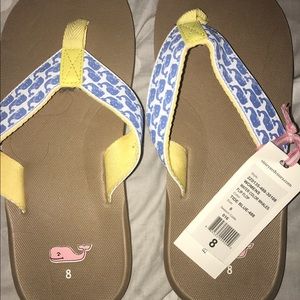 Vineyard Vines Flip Flops