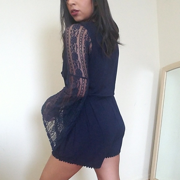 TIE FRONT NAVY LACE BELL SLEEVE ROMPER - Picture 3 of 5