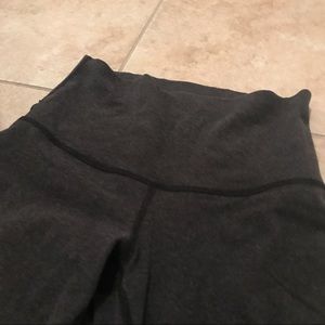 7/8 crop lululemon leggings