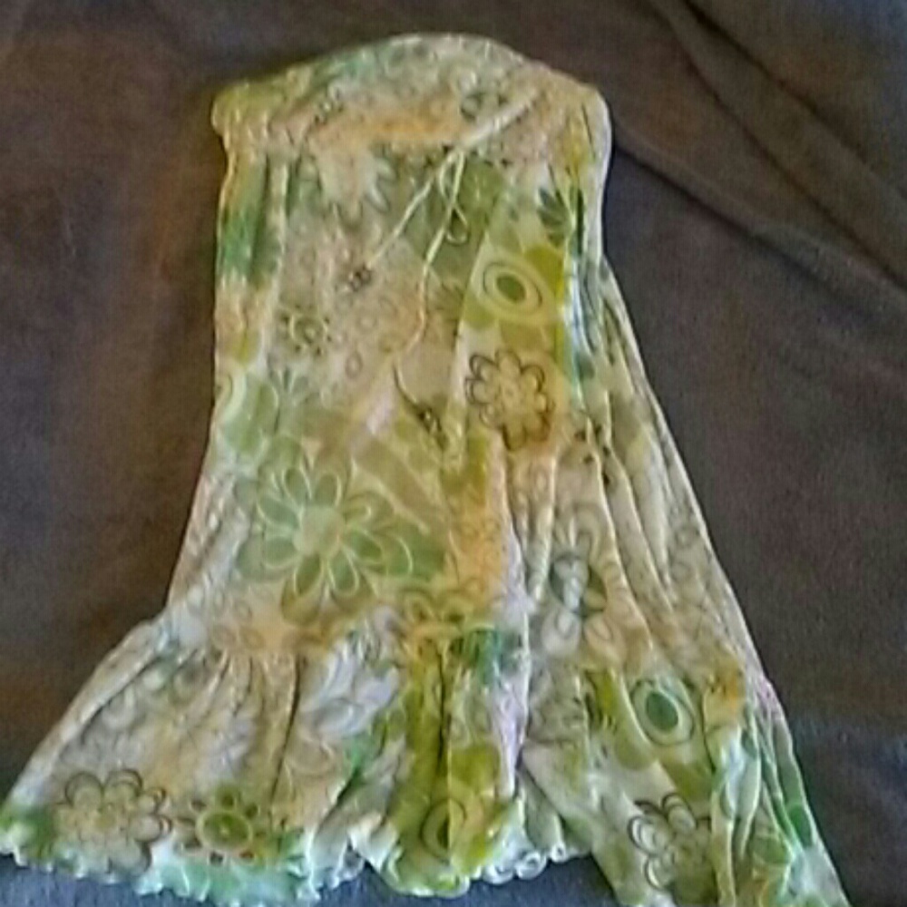Strapless dress