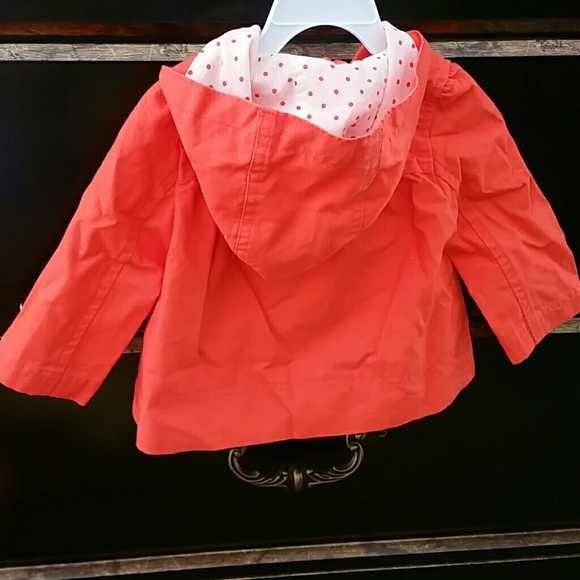 6-12 month jacket so light and comfortable. - Picture 2 of 3