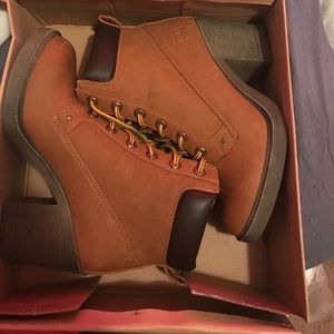 Cute "Tim boots" - dirtylaundry namebrand from DSW