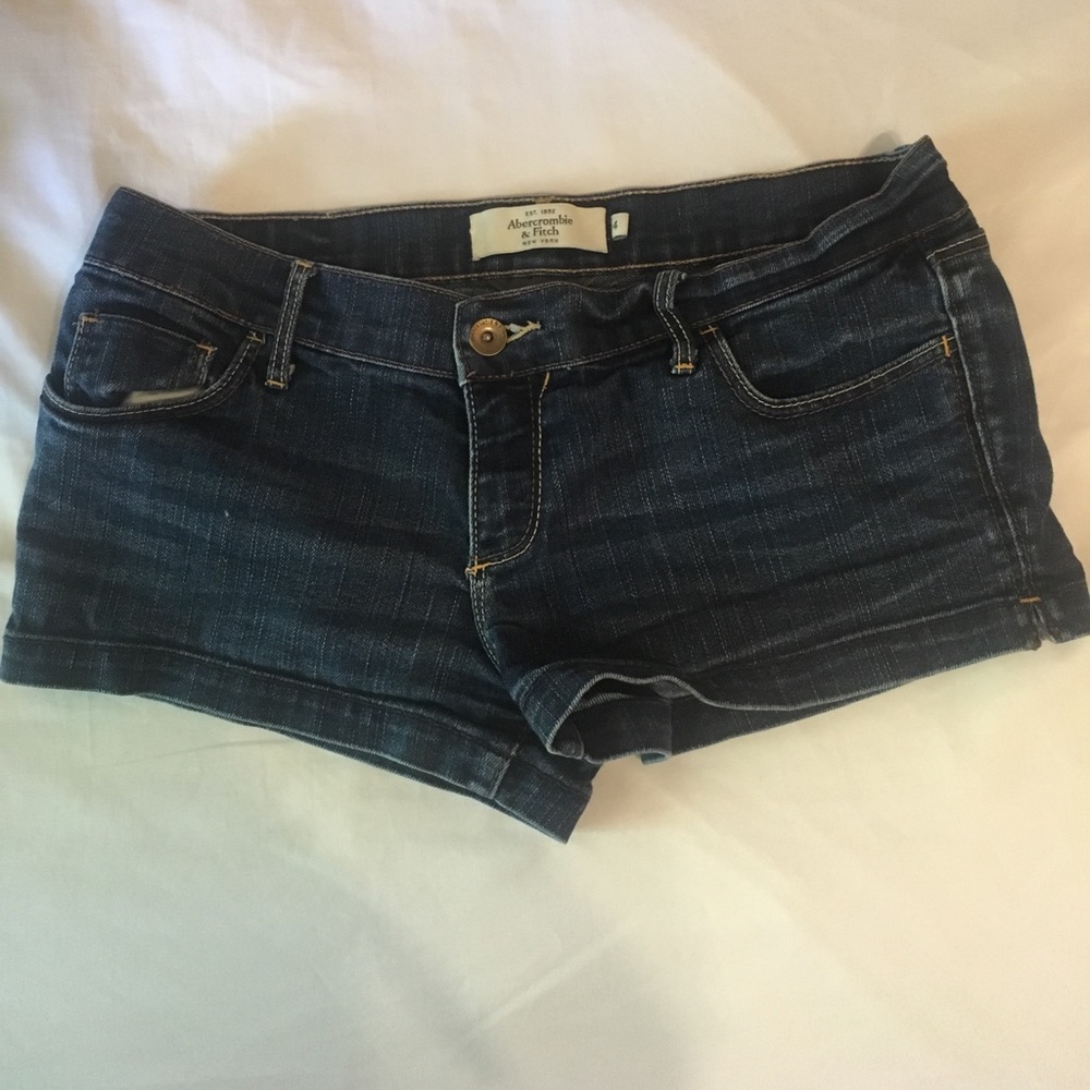Jean short shorts