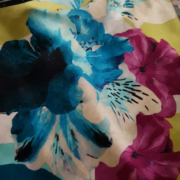 NWT-Worthington Pencil Skirt - Picture 2 of 4