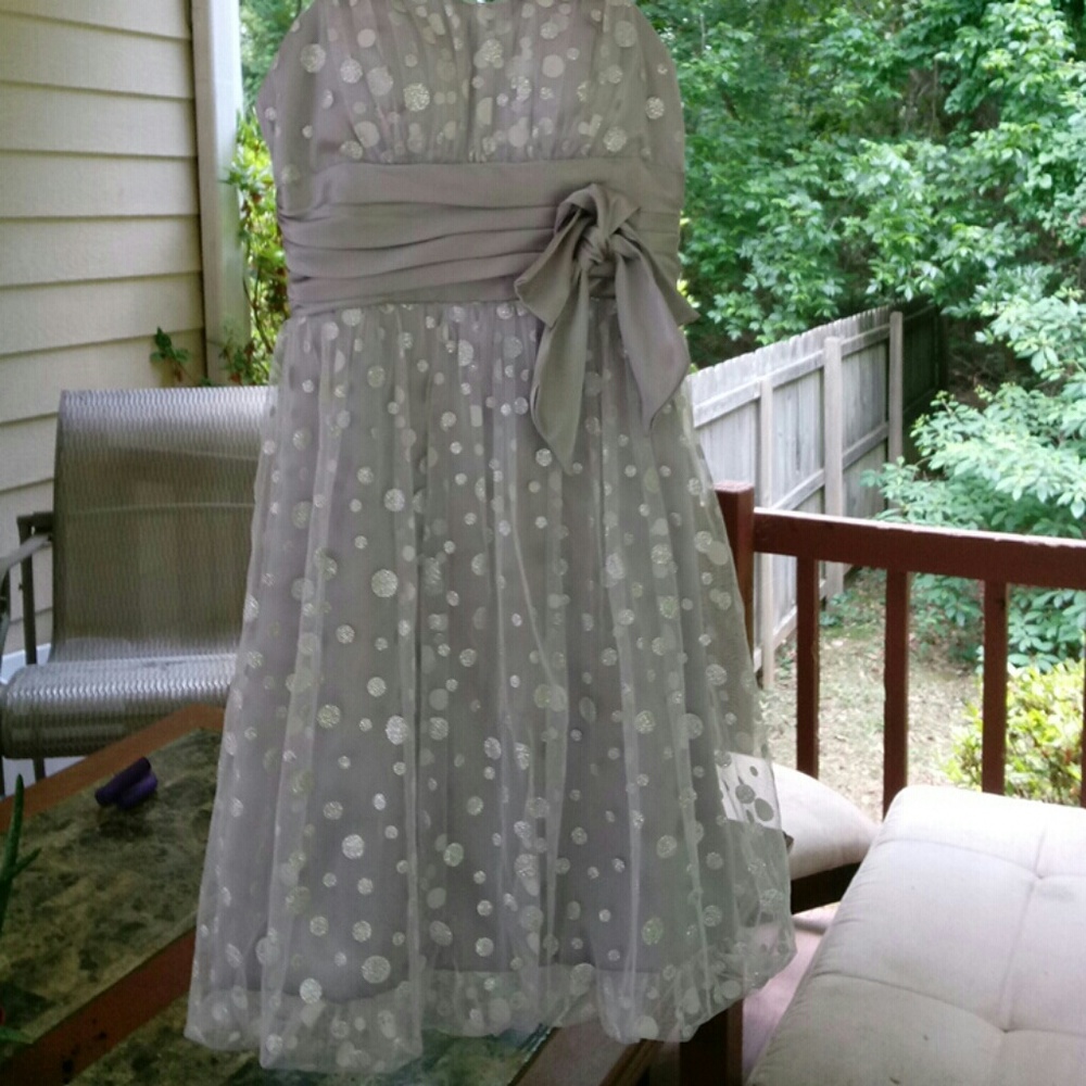 Dress - Picture 6 of 6