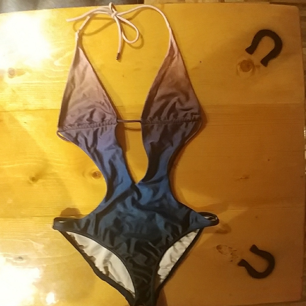 VS Ombre monokini